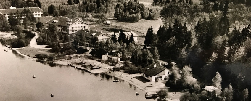Aerial view from Seewiesen in the 1960s (postcard)