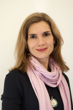Ilona Grunwald Kadow erhält vom Europäischen Forschungsrat rund 1,5 Millionen Euro. Mit dem Geld möchte sie untersuchen, wie körpereigene Zustände die Sinnesverarbeitung beeinflussen.